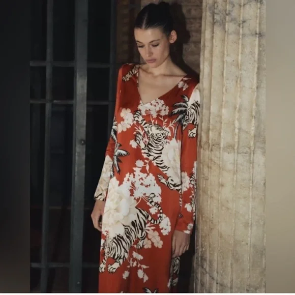 NWT Las Sureñas Tiger Romantic Silk Maxi Dress Size Medium - Picture 5 of 15